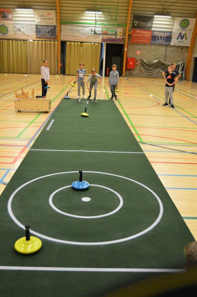 Indoor curling baan