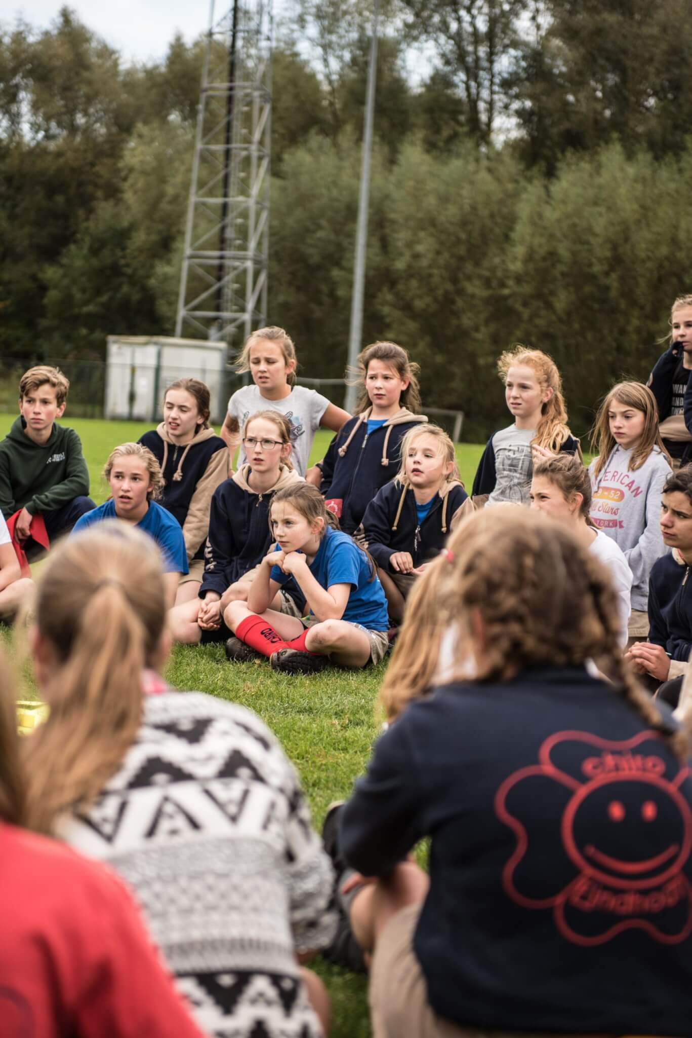 groep kinderen in cirkel