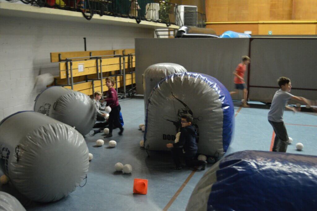 indoor sneeuwballengevecht